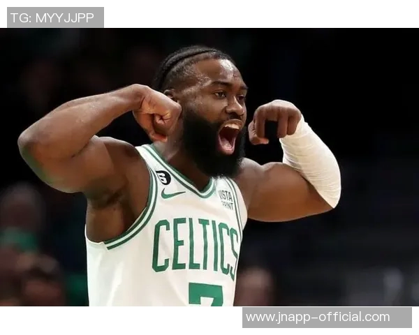 杰伦布朗谈科塔成长之路强调挡拆练习的重要性与学习过程