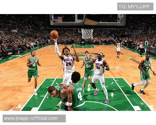 马刺队在漫长常规赛中需强化内线以应对挑战与压力