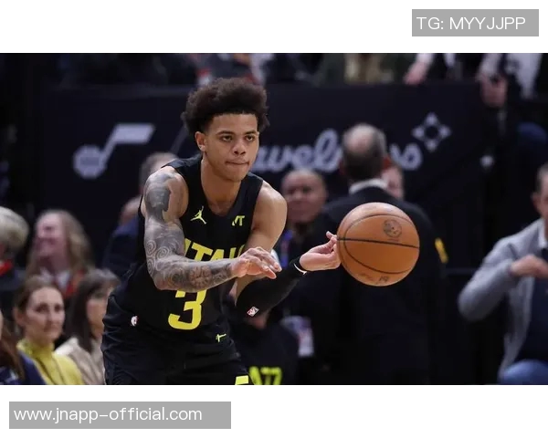 乔治状态平平29分钟出战仅得12分4篮板3助攻并有4次失误表现不佳