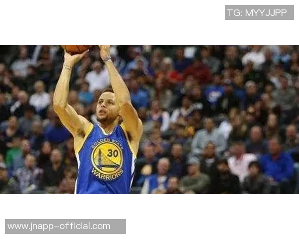 艾弗森赞库里比赛风格与竞争精神称其为篮球界的榜样值得学习 艾弗森赞库里比赛风格与竞争精神称其为篮球界的榜样值得学习