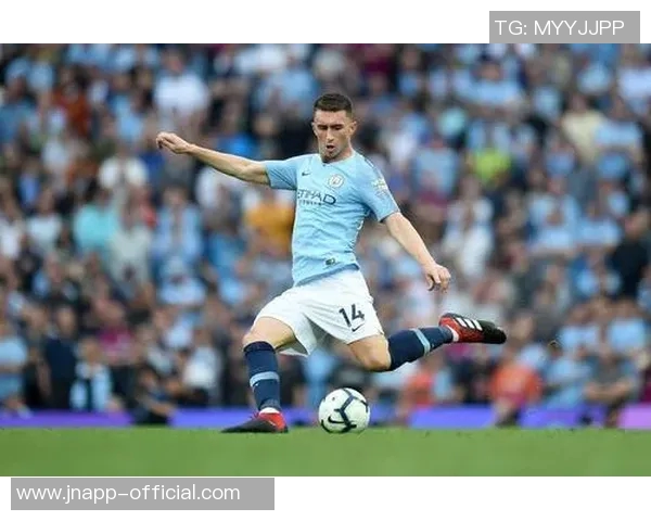 曼城首发多纳鲁马保持不败特拉福德首发却遭遇两场失利